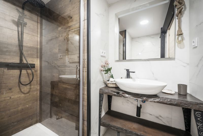 Luxurious Rain Shower Head